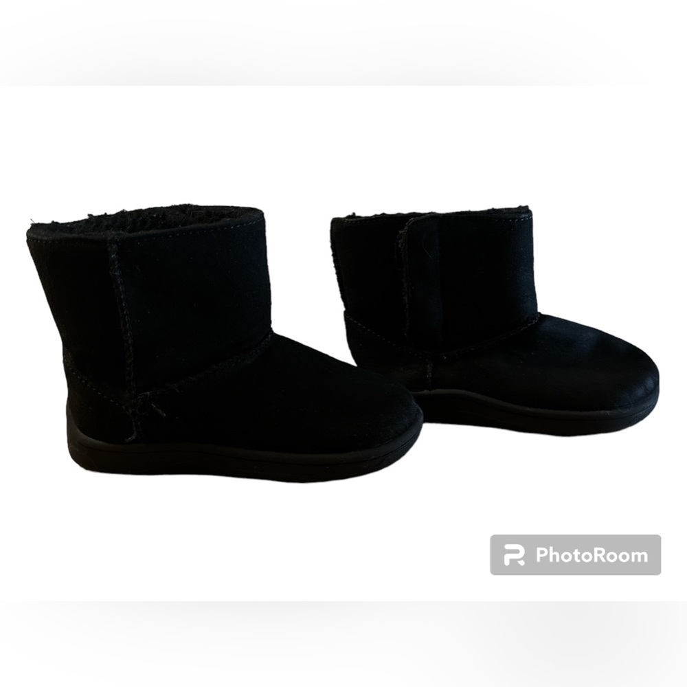 Black boots